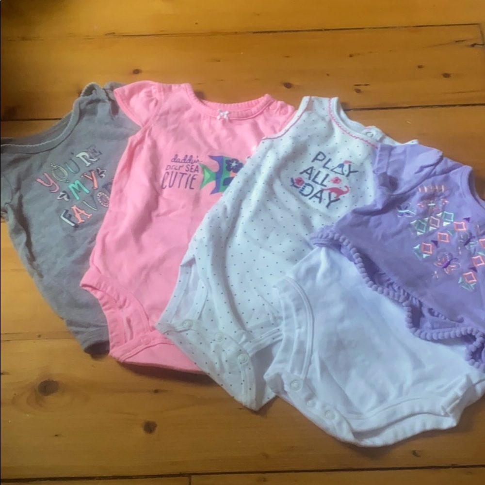 Set of 4 onesie